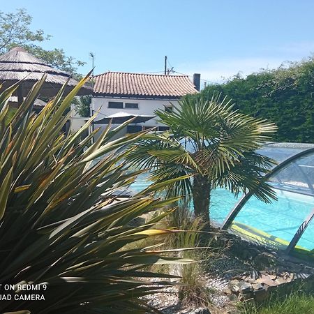 Mas Des Vignes Piscine Chauffee Le Champ-Saint-Pere Exterior foto